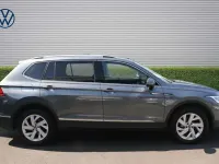 Used VW Tiguan Allspace Life 147 HP (108 kW) 2023 Grey SUV