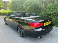 Begagnad BMW 320 Cabriolet Sport Line 2011 Svart Cab