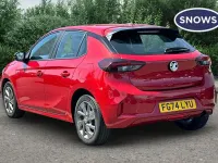Usado Vauxhall Corsa Design Edition 75 CV (55 kW) 2024 Rojo Utilitario