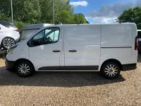 Used Renault Trafic Business 120 HP (88 kW) 2021 White MPV