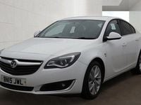 Second-hand Vauxhall Insignia SRi 163 CP (119 kW) 2015 Alb Hatchback