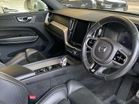 Used Volvo XC60 R-Design 299 HP (219 kW) 2018 Silver SUV