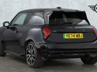 Used Mini Cooper SE Hatch 158 kW (215 HP) 2024 Black Hatchback
