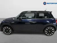 Begagnad Mini Cooper S Hatch 135 kW (184 HK) 2022 Blå Halvkombi