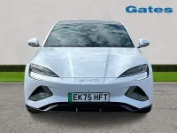 Usado BYD Seal Design 230 kW (313 CV) 2025 Blanco Berlina
