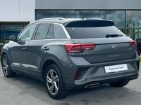 Usado VW T-Roc R-line 150 CV (110 kW) 2023 Gris SUV