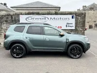 Used Dacia Duster Extreme 130 HP (95 kW) 2024 Green SUV