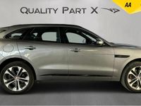Usado Jaguar F-Pace R-Dynamic 404 HP (297 kW) 2022 Cinzento SUV