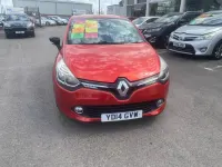 Used Renault Clio Dynamique 90 HP (66 kW) 2014 Red Hatchback