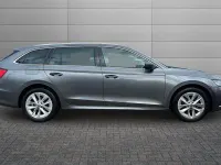 Gebraucht Skoda Octavia SE L 150 PS (110 kW) 2023 Grau Kombi