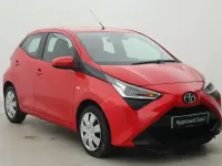 Gebraucht Toyota Aygo X-play 72 PS (52 kW) 2020 Rot Kleinwagen