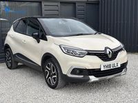 Used Renault Captur Dynamique 90 HP (66 kW) 2018 Cream/black SUV
