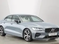 Usado Volvo S60 R-Design 250 HP (183 kW) 2022 Cinzento Sedan