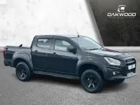 Used Isuzu Pick up 164 HP (120 kW) 2021 Black Pickup