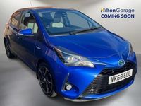 Used Toyota Yaris Hybrid Design 101 HP (74 kW) 2018 Blue Hatchback