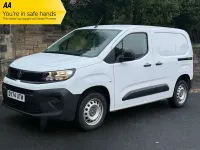 Used Vauxhall Combo S 100 HP (73 kW) 2024 White MPV