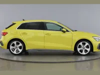 Używany Audi A3 S-Line 150 KM (110 kW) 2022 Żółty Sedan/Limuzyna