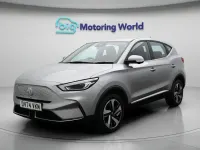 Używany MG ZS SE 114 kW (156 KM) 2023 Srebrny SUV