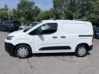 Used Citroën Berlingo 100 HP (73 kW) 2021 White MPV