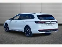 Usado VW Passat R-line 272 HP (200 kW) 2024 Branco Carrinha