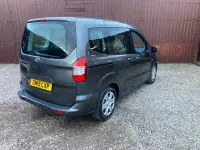 Used Ford Tourneo Courier Zetec 100 HP (73 kW) 2019 Grey MPV