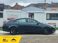 Used Vauxhall Insignia Edition 163 HP (119 kW) 2014 Green Hatchback