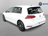 Begagnad VW Golf VII R-line 150 HK (110 kW) 2019 Vit Halvkombi