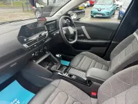 Usado Citroën C4 X PureTech 100 HP (73 kW) 2024 Preto SUV