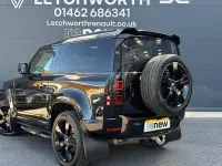 Used Land Rover Defender SE Dynamic 249 HP (183 kW) 2025 SUV