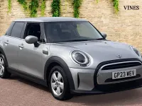 Używany Mini Cooper Classic 134 KM (98 kW) 2023 Srebrny Hatchback