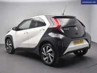 Used Toyota Aygo X 72 HP (52 kW) 2024 White SUV