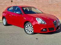 Used Alfa Romeo Giulietta Business 120 HP (88 kW) 2015 Red Hatchback