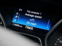 Używany Ford Focus Titanium 120 KM (88 kW) 2016 Czerwony Hatchback