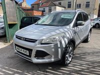 Usado Ford Kuga Titanium 140 CV (102 kW) 2014 Plateado SUV