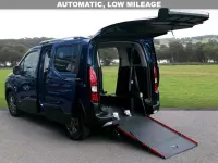 Used Peugeot Rifter Allure Premium 131 HP (96 kW) 2022 Blue MPV