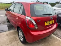 Used Kia Rio 2010 Red Hatchback