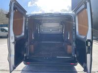 Used Renault Trafic 2014 Silver MPV