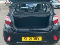 Used Hyundai i10 SE 67 HP (49 kW) 2023 Hatchback