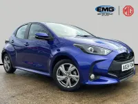 Usado Toyota Yaris 116 HP (85 kW) 2024 Azul Citadino