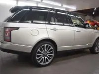 Used Land Rover Range Rover Vogue SE 306 HP (225 kW) 2015 Gold SUV