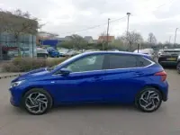 Used Hyundai i20 Premium 100 HP (73 kW) 2023 Blue Hatchback