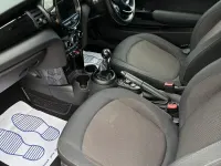 Usado Mini Cooper Hatch 136 HP (100 kW) 2018 Cinzento Citadino
