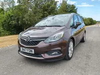 Used Vauxhall Zafira Tourer SRi 140 HP (102 kW) 2017 Brown MPV
