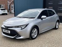 Begagnad Toyota Corolla 122 HK (89 kW) 2021 Silver Halvkombi