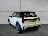 Used Mini Cooper Hatch 154 HP (113 kW) 2024 White Hatchback