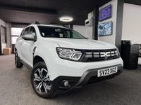 Käytetty Dacia Duster Journey 90 HP (66 kW) 2023 Valkoinen Katumaasturi