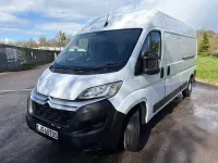 Usado Citroën Relay 140 HP (102 kW) 2022 Branco Van