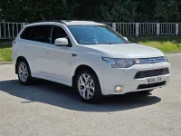 Used Mitsubishi Outlander P-HEV 2014 White Estate