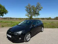 Usado Ford Focus Zetec 115 HP (84 kW) 2012 Preto Citadino