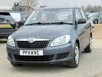 Used Skoda Fabia 69 HP (50 kW) 2011 Grey Estate